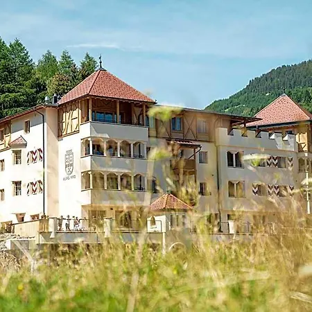 Hotel Burg1990 4*