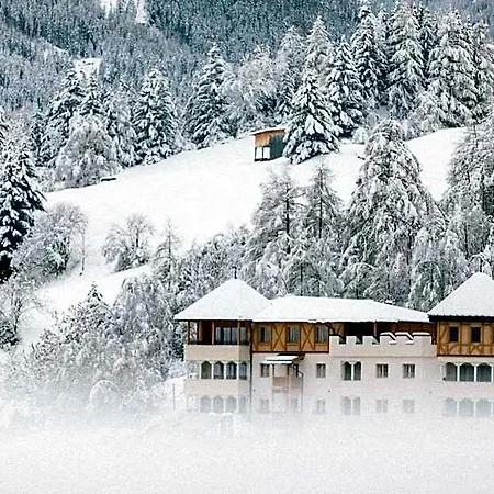 Hotel Burg1990